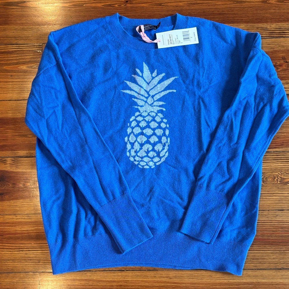 Vineyard Vines Cashmere Intarsia Sweater with Pineapple Motif